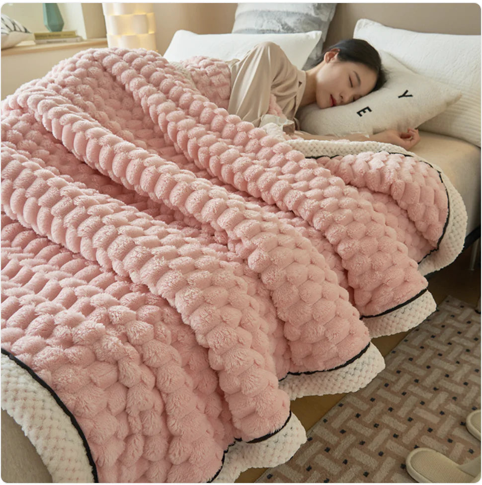 Winter Coral Flannel Thermal Blanket